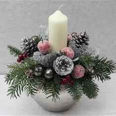 Florist Choice candle centre pot display